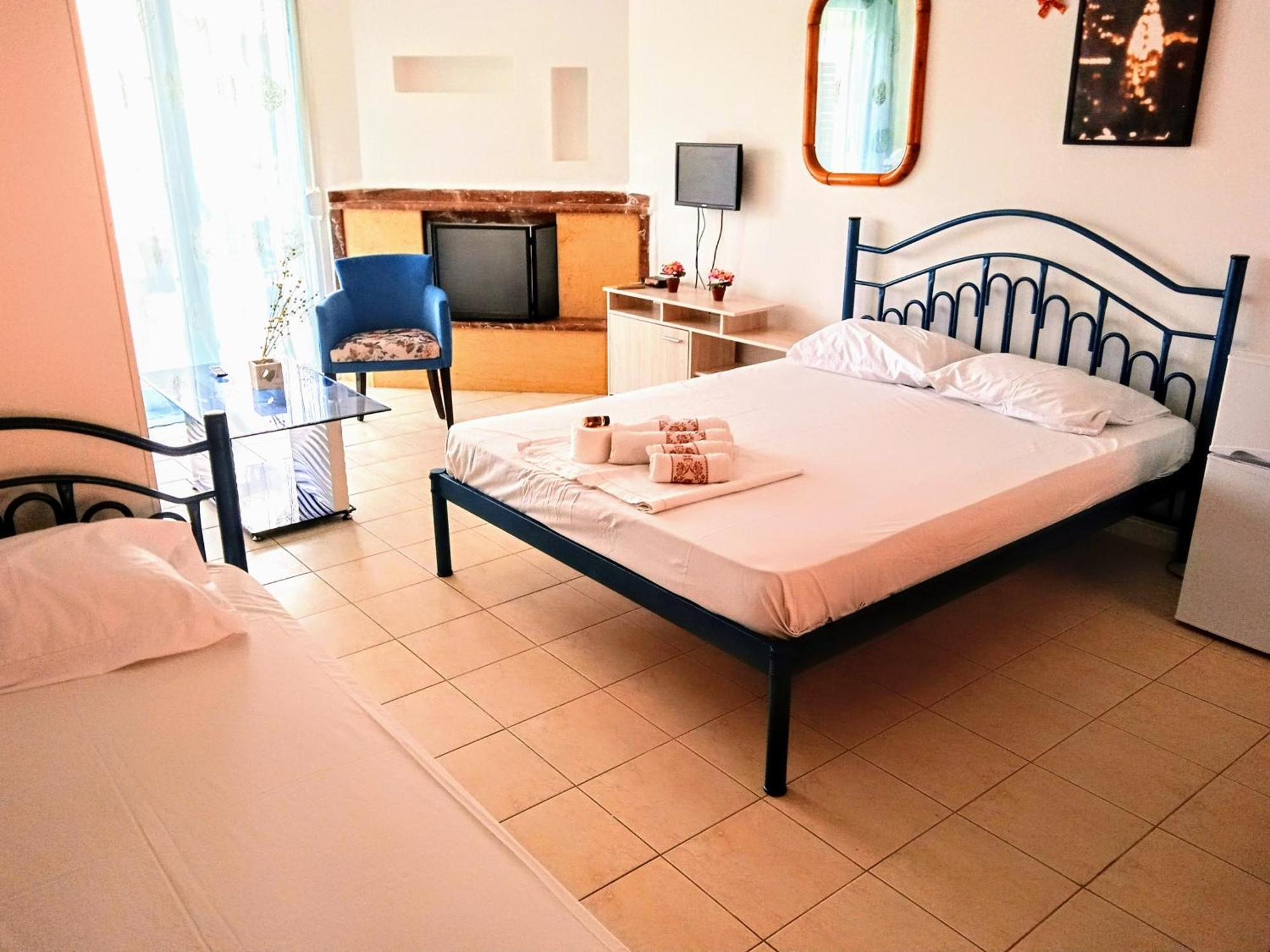 Blue Moon Apartments Nea Michaniona Camera foto